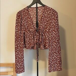 Floral flowy top